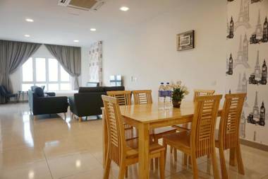 PM Octagon Suites And Apartment