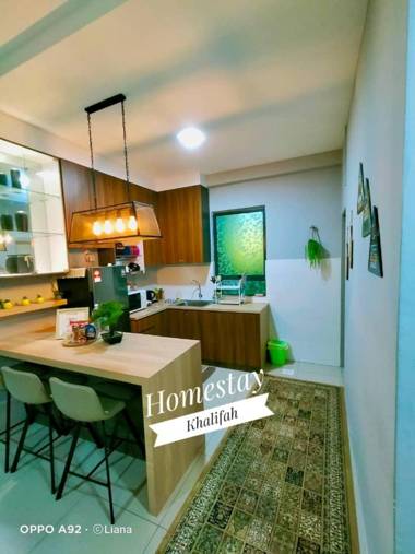 Khalifah Muslim Homestay