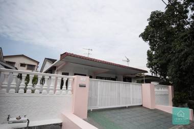 JOMSTAY Pink House (Ipoh)