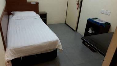 Ming Paragon Hotel