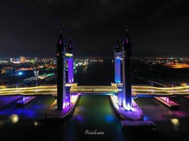 CASA ZUNAIRA @PANTAI BATU BURUK