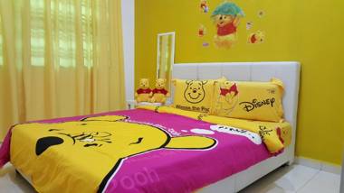 Title Holiday House