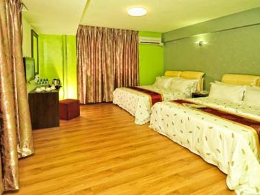 Hotel Zamburger Grand City