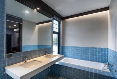 Treasures Hotel and Suites