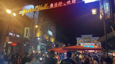 A.I Smart Hotel @ Jonker