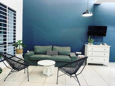 FIFTEEN FAMIGLIA MALACCA HOMESTAY