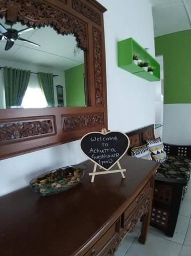 Achutra Muslim Guesthouse (pool)