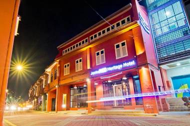 JonkeRED Heritage Hotel