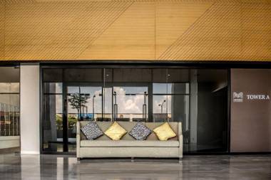 Imperio Residence with Private Bathtub by Lets Stay