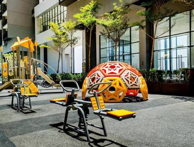 Imperio Condominium / Bathtub/ InFINITY Pool @ Melaka Town