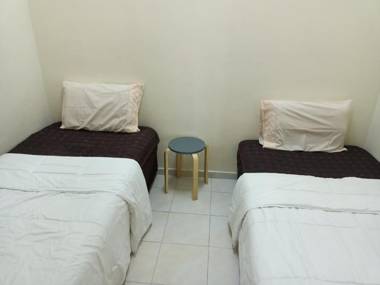 OYO Home 90419 Sahar Guesthouse