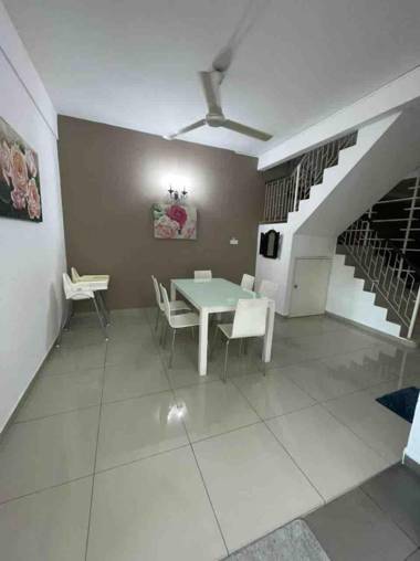 Homestay Klebang by Vintage Cabana with Pool