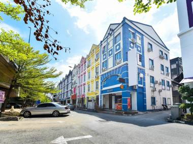 SPOT ON 90477 Hotel Kl2fighter