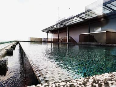 The Quartz By Micasa