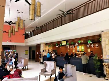 HomeStay FHS @ Free Water Theme Park Tickets Suite