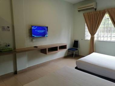 S2 Hotel