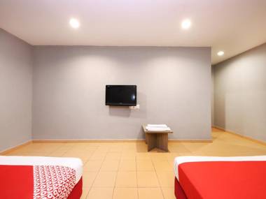 OYO 89676 Hotel 22