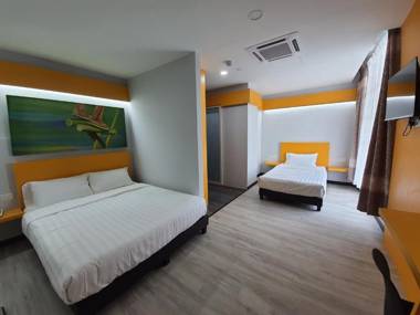 PARADIAN HOTEL