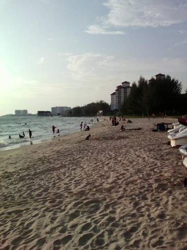 Paradise Lagoon Apartment