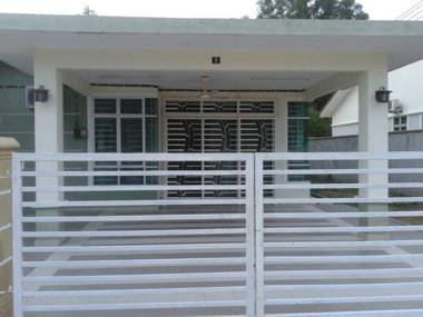 Anns Gathering House