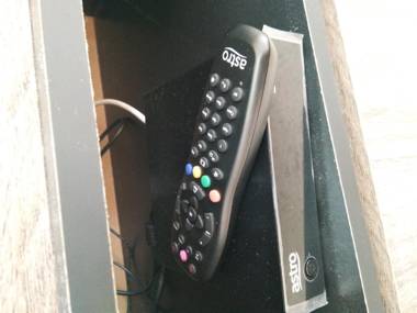 Pandai dickson Banglow white & yellow house