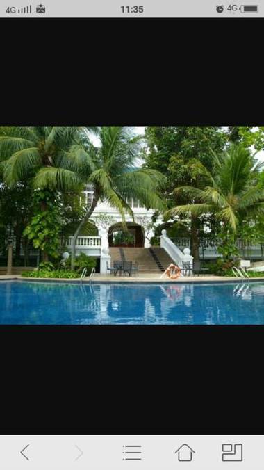 PD Marina View waterfront suite hotel