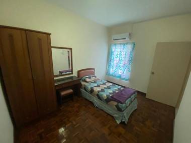 Marina Apartment (3R2B) (Muslim Only)