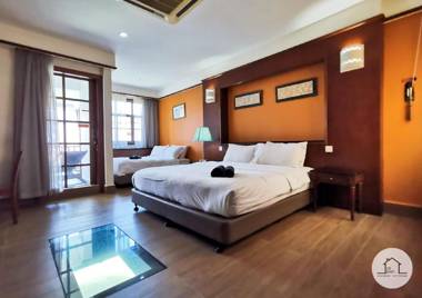 PD Premium Water Chalet (Up to 5 Pax)