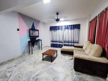 Comfy & Relaxing 2B2B apartment 6PAX Teluk Kemang
