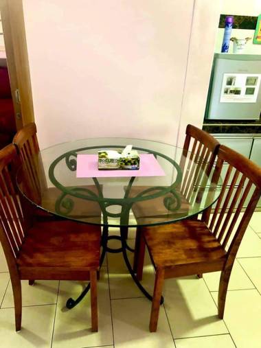 Paradise lagoon apartment