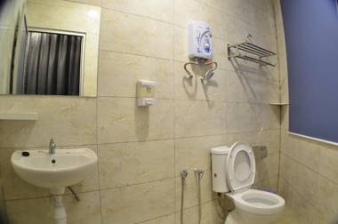 Hotel Zamburger Kota Warisan