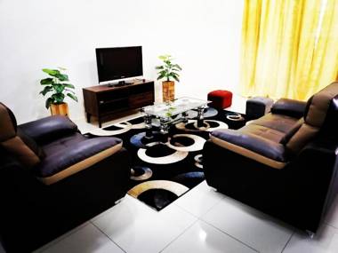 A&D Home-stay @Kota Warisan Sepang (KLIA 15 min)