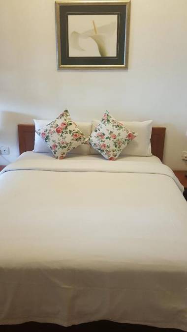 Peninsula Semantan Suites