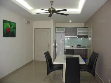 Duta Hotel & Residence