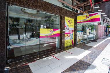 Capital O 90125 Hotel Grand Orchard