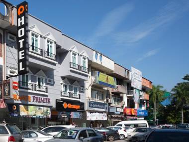 Orange Premier Hotel Taman Segar