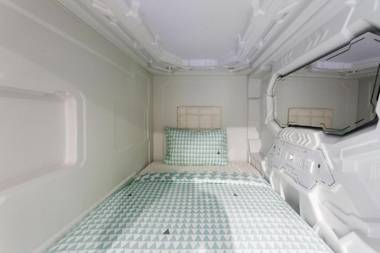 Mercu Summer Suite KLCC @ Penguin Homes