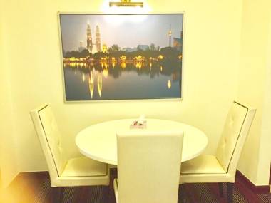 Baral Service Suites Times Square