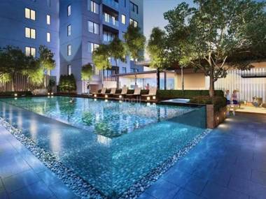Summer Suites by Plush