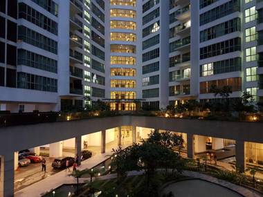 Studio 109 Regalia Suite KL
