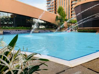 Luxy Service Suites At Times Square