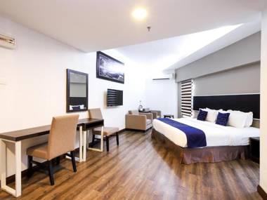 Capital O 978 Midaris Hotel