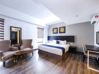 Capital O 978 Midaris Hotel