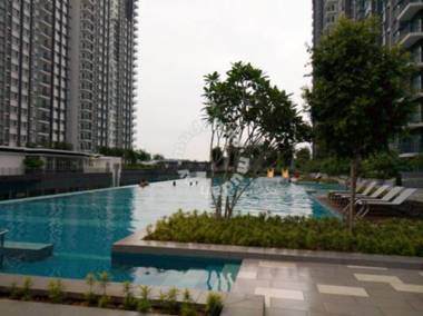 AZ Homestay @ Southville City