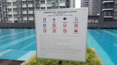 Southville Stay 2 @ Savanna Executive Suite