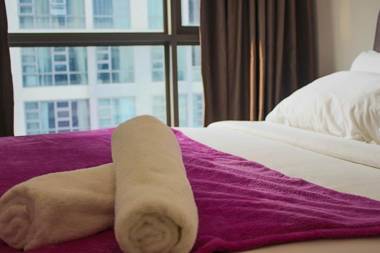 Scarlet Robertson suites