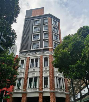 Santa Grand Hotel Central Market