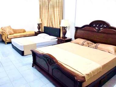 Vin Guesthouse (KL)  {12 GUESTS}