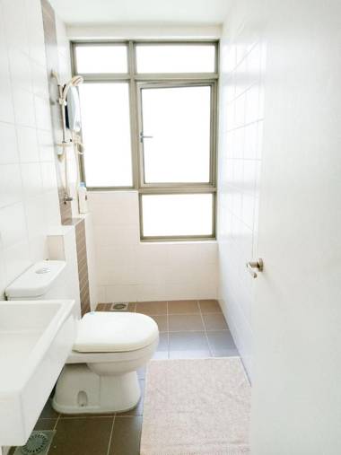 Koi Kastle Neo Damansara (2 FREE parkingNetflix)