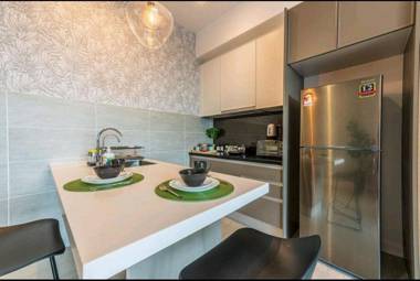 Glorybnb@BellSuites  #XiamenUniMalaysia/WiFi/Ntflx